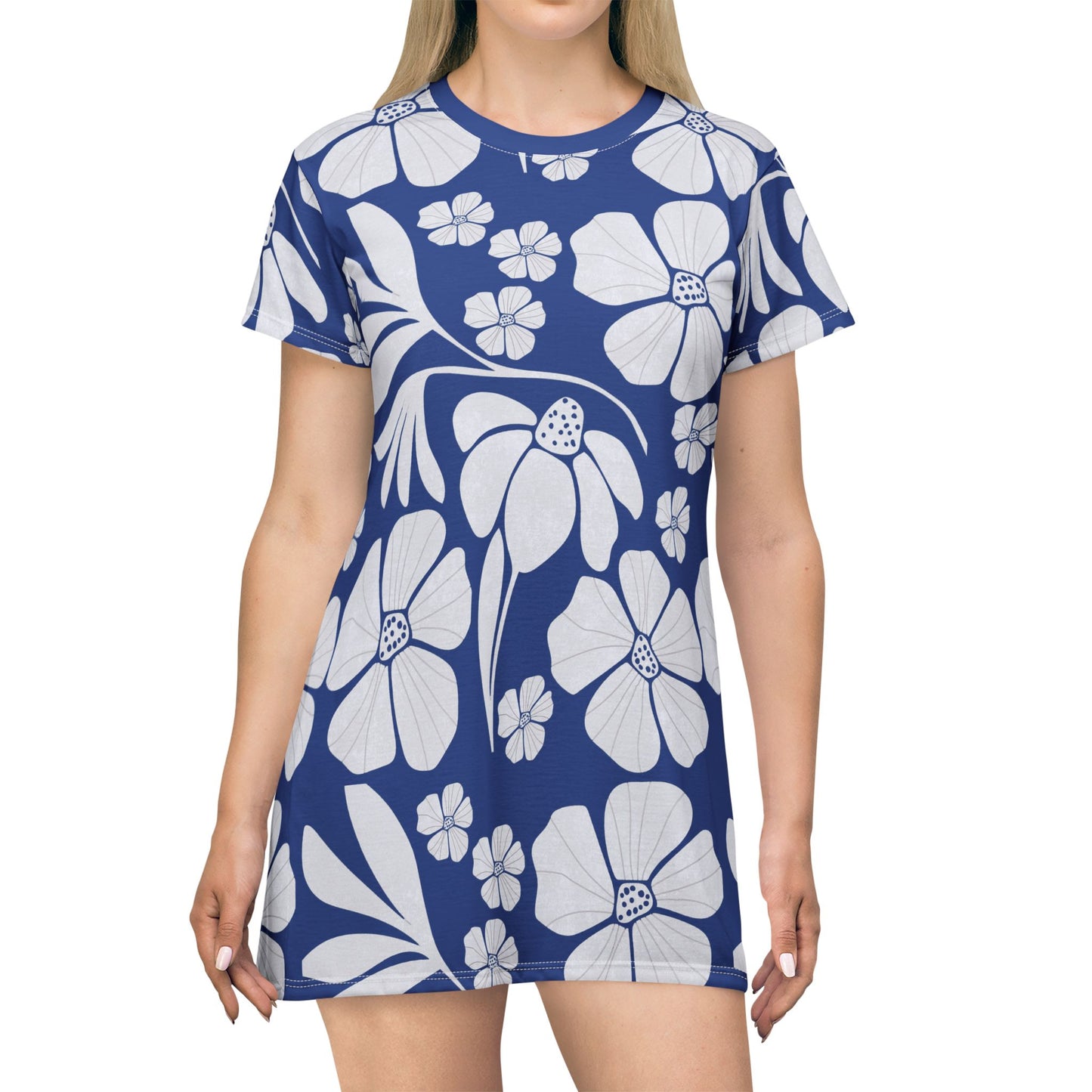 Retro Look White Flower Design T-Shirt Dress